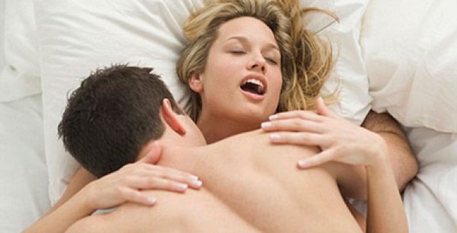 6 Things Your Woman Secretly Wants In Bed But Will Never Tell You