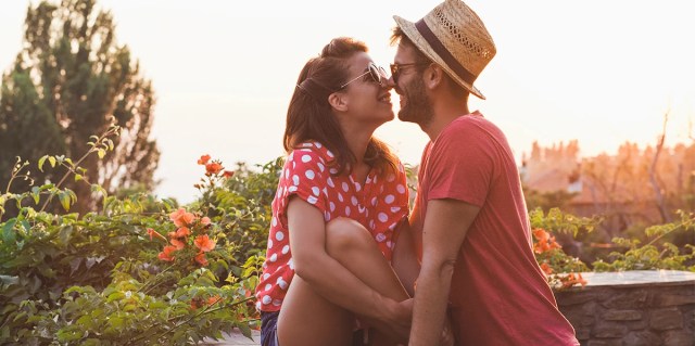 Want To Make Literally Anyone Fall For You? Do These 5 Things