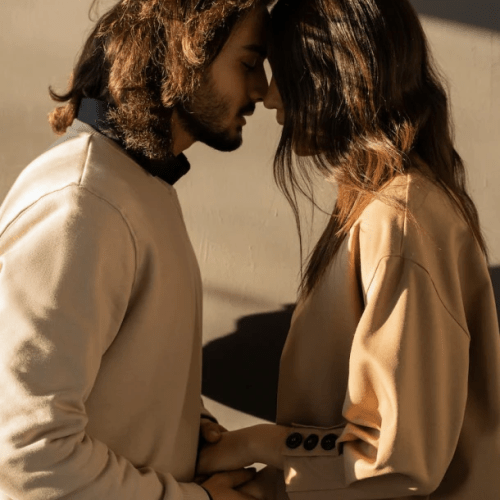 How To Deepen Love In Any Relationship Using 5 Psychological Tricks