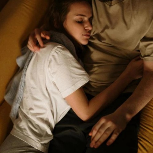 10 Impossible-To-Deny Signs You're Falling In Love