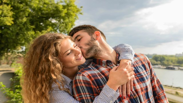 What Distinguishes A Great Love From The Rest, According To An Attachment Specialist
